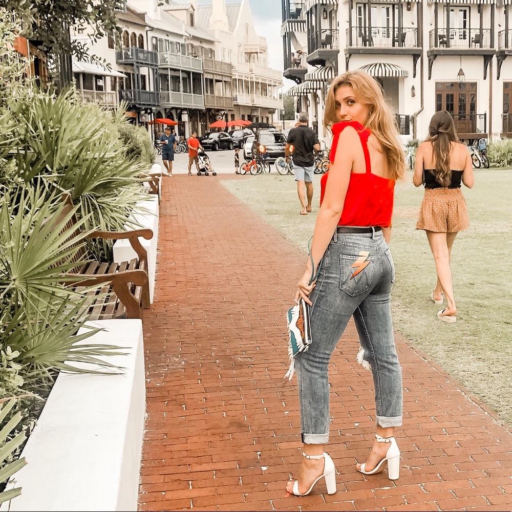 Meet your Posher, Kara